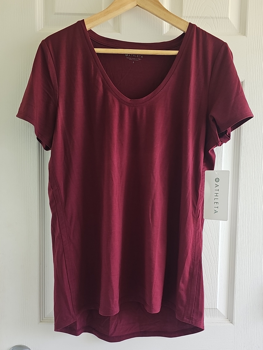 Athleta Burgundy Essence Vital Tee